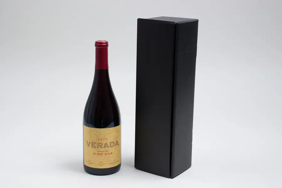 3-3/4 X 3-3/4 X 13-3/8 BOTTLE BOX  BLACK LINEN 1 BOT HORIZONTAL OPENING